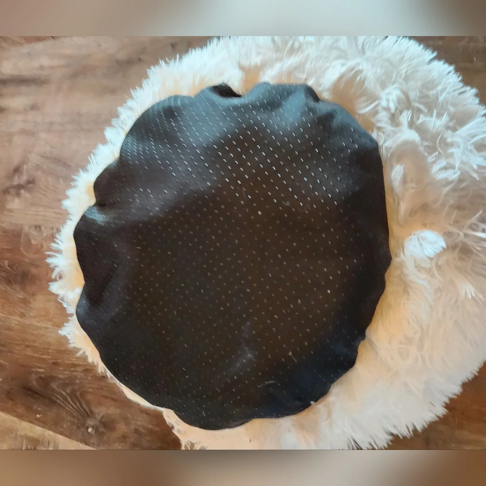 Fuzzy Hide-away Comfy Pet Cat Bed